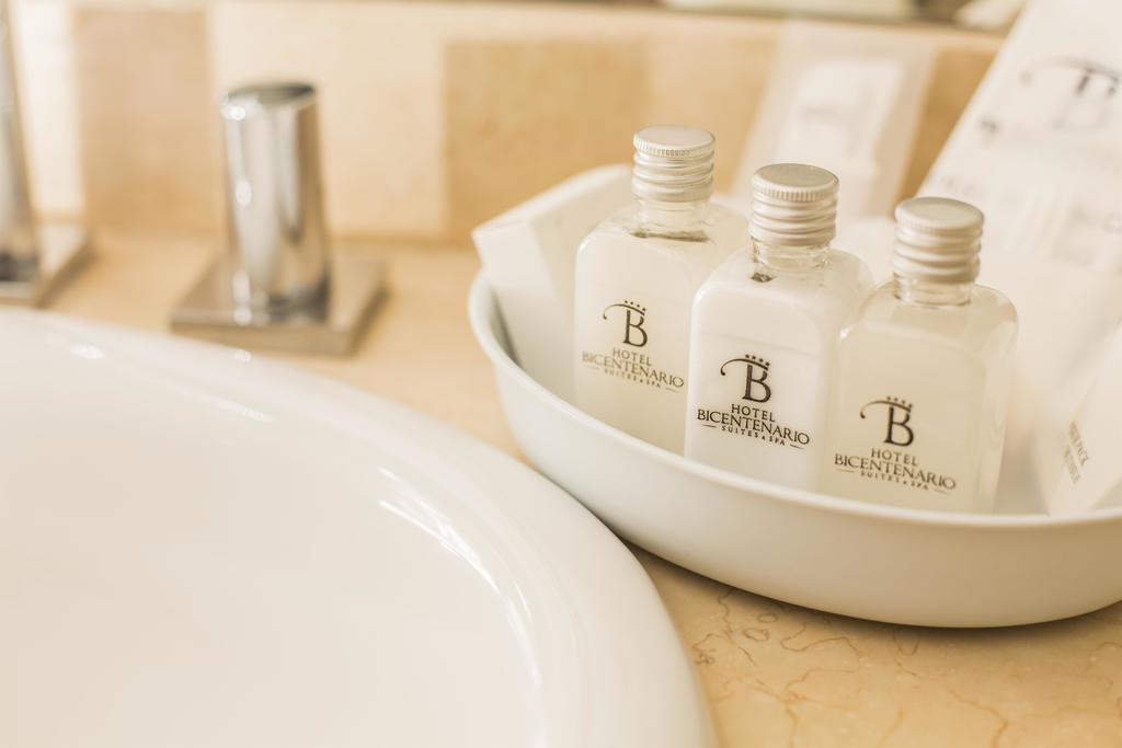 Hotel Bicentenario Suites & Spa San Miguel de Tucumán 객실 사진